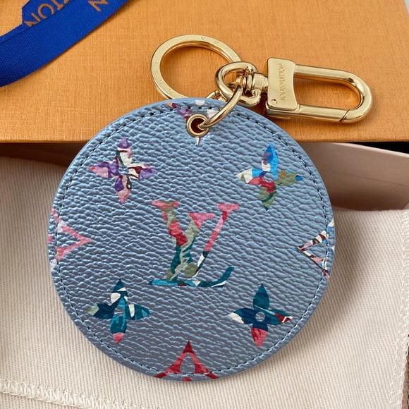 NEW Louis Vuitton Illustre Garden Bag Charm Key Holder Limited Edition, M00877 - Picture 5 of 11